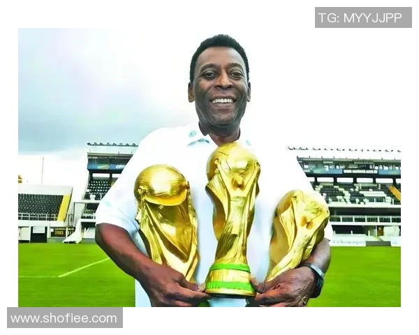 90年代足球传奇人物回顾谁是那个时代最闪耀的明星 90年代足球传奇人物回顾谁是那个时代最闪耀的明星