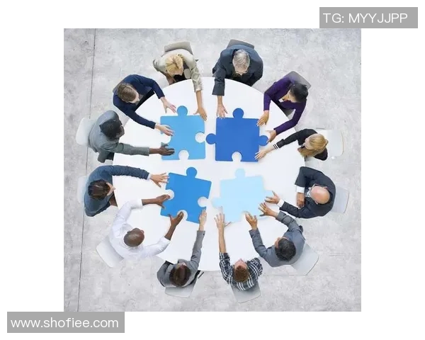 成都足球队在世界锦标赛中的团队协作表现深度分析与点评 成都足球队在世界锦标赛中的团队协作表现深度分析与点评