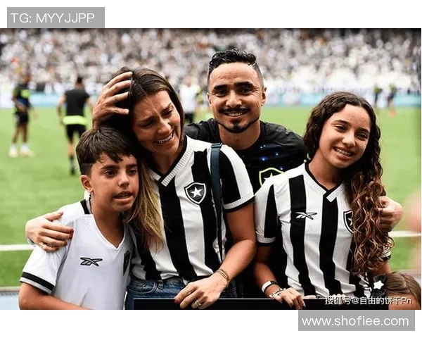 退役较晚的足球明星们如何在职业生涯末期继续闪耀光芒