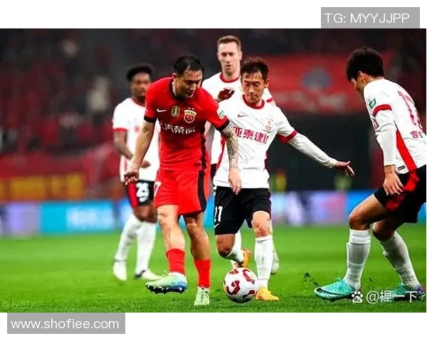 杭州足球队积分榜领跑73分展现强劲实力争冠在即